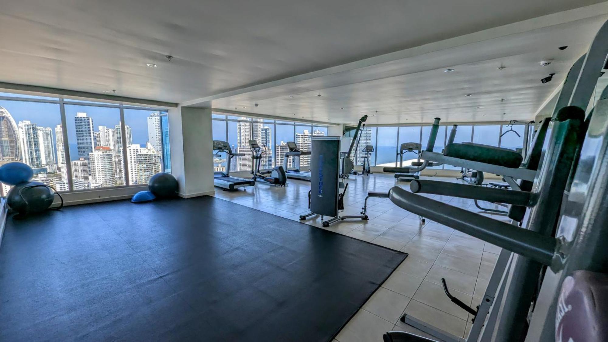 Yc 3602 L Apartamento 2Br En Av Balboa ปานามาซิตี้ ภายนอก รูปภาพ
