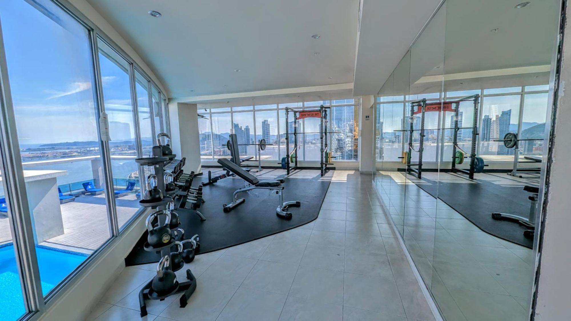 Yc 3602 L Apartamento 2Br En Av Balboa ปานามาซิตี้ ภายนอก รูปภาพ